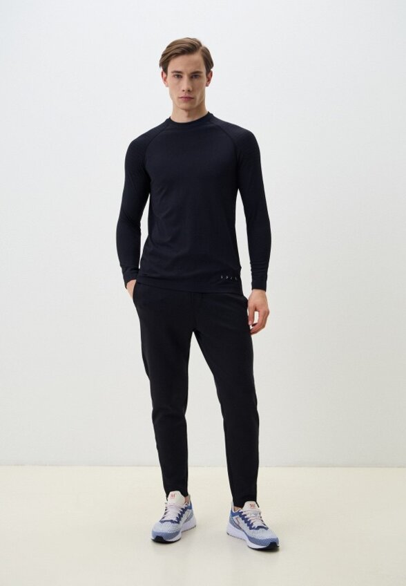 Лонгслив спортивный Born