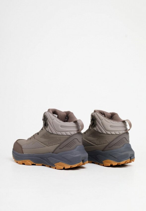 Кроссовки Baasploa