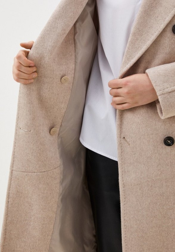 Пальто двубортное Almarosa