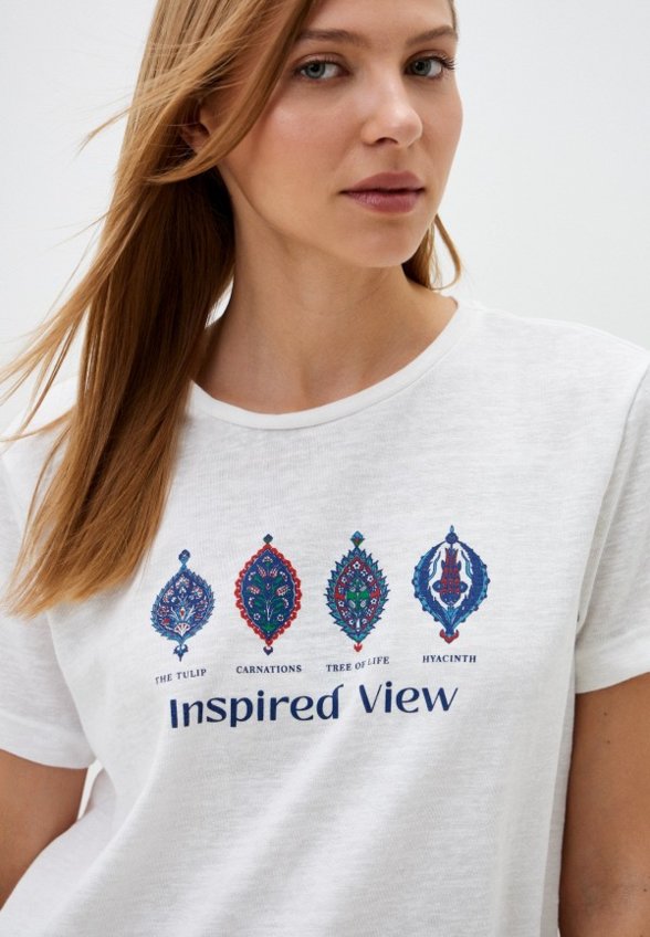 Футболка Colin's