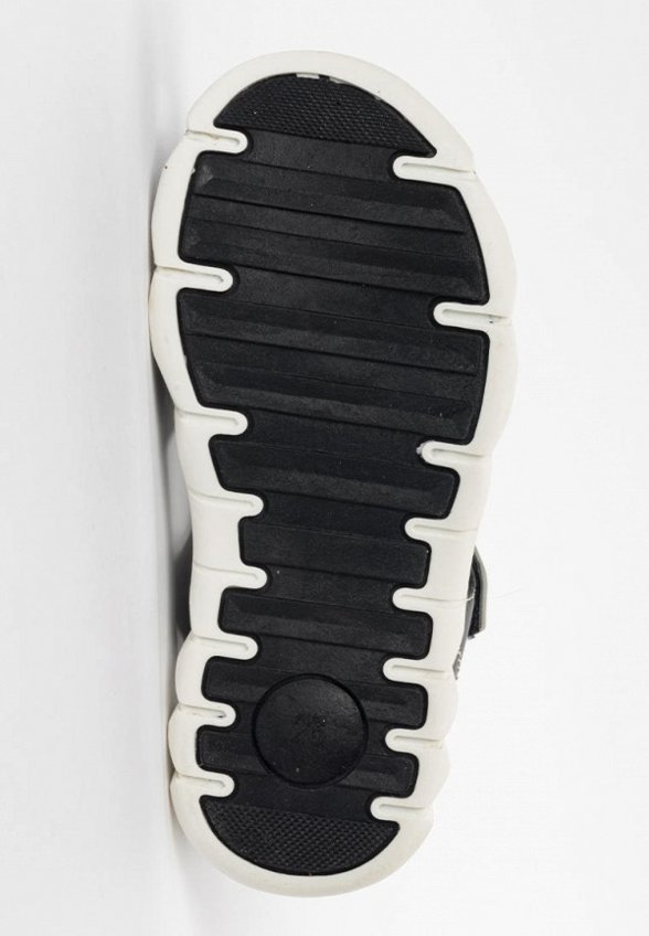 Сандалии Tikkago