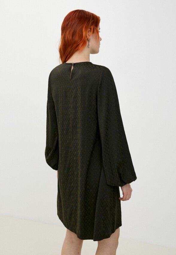 Платье MadaM T