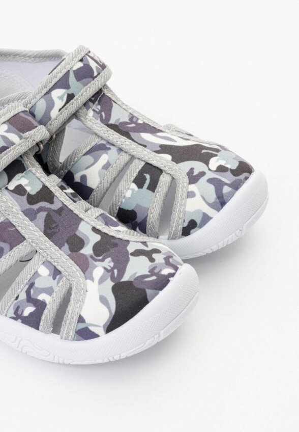 Сандалии Tikkago