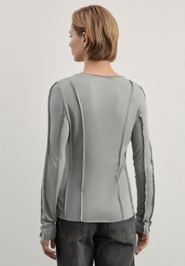 Лонгслив Zarina