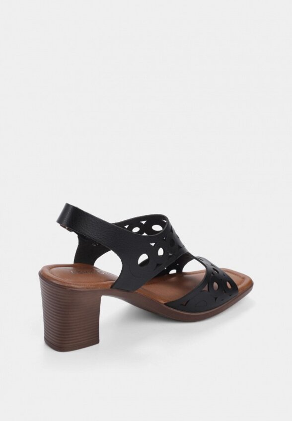 Босоножки Abricot