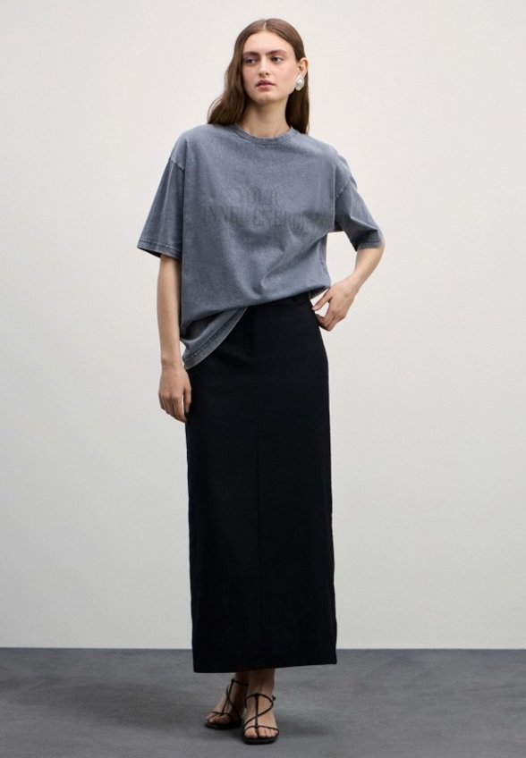 Футболка Zarina