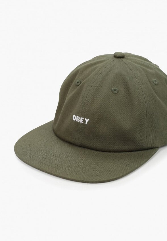 Бейсболка Obey