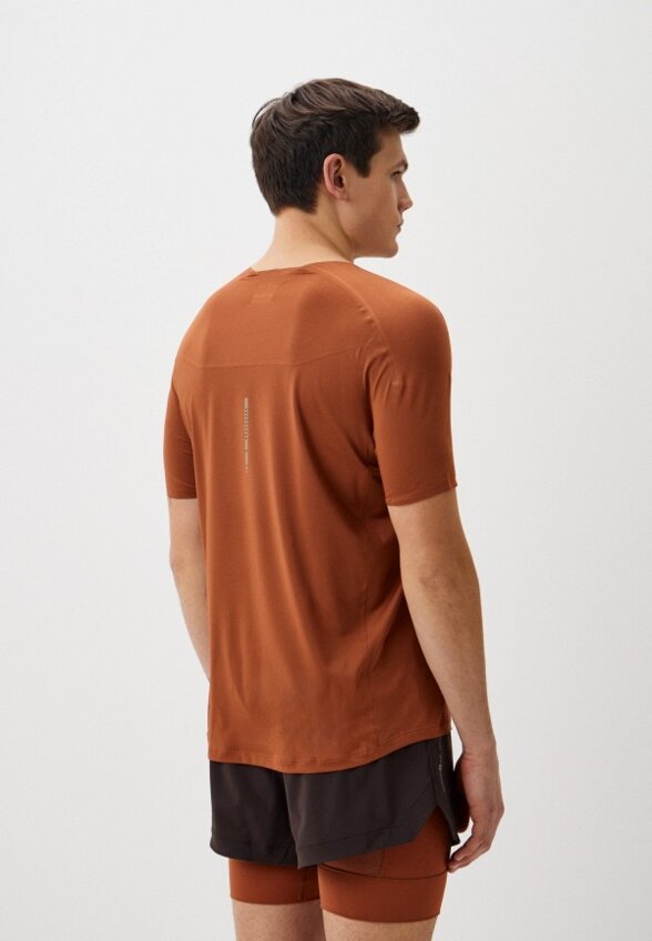 Футболка спортивная Born