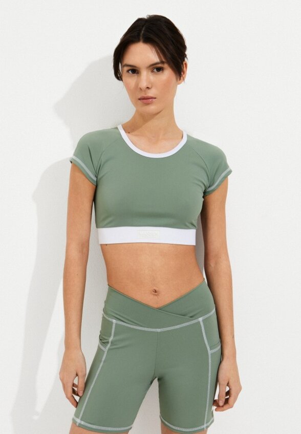 Топ спортивный Mansen