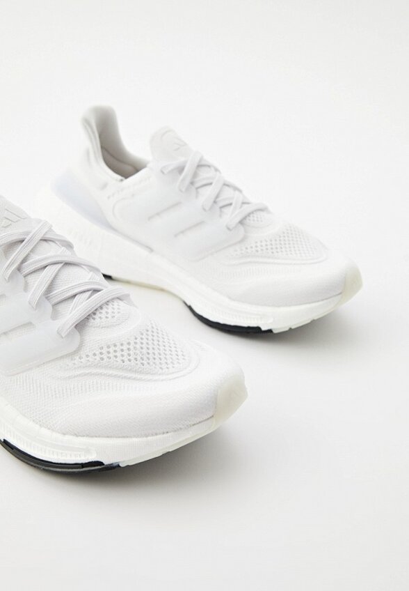 Кроссовки adidas