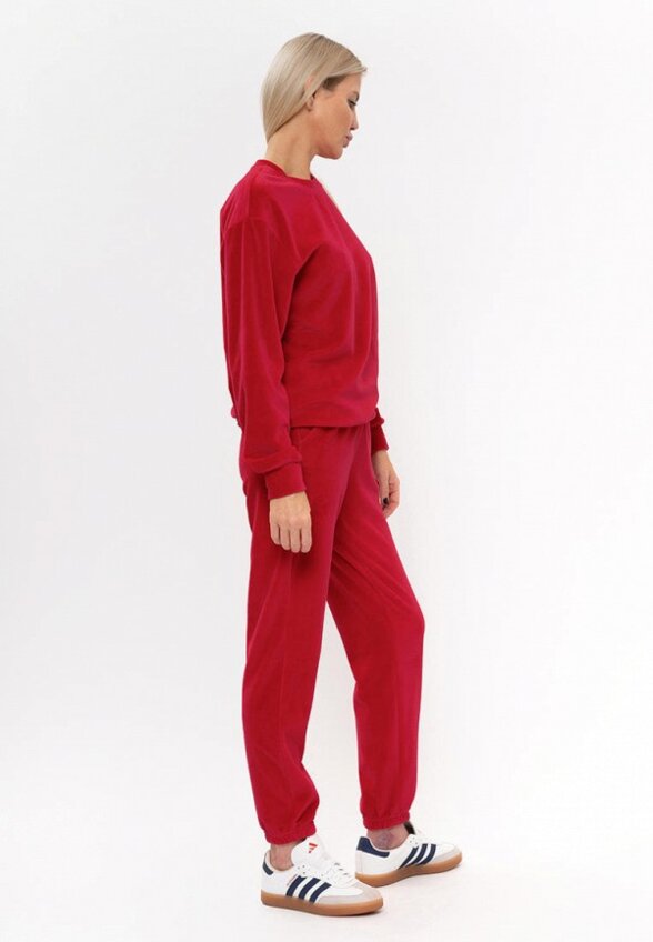 Костюм спортивный Nila