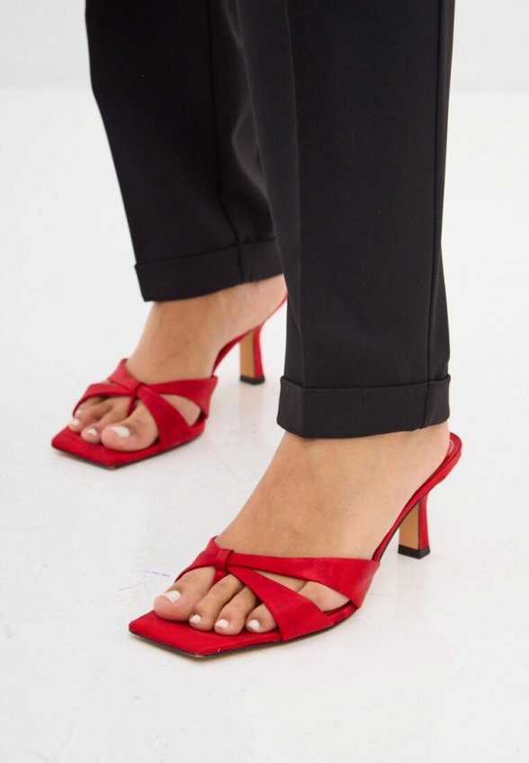 Костюм Noele Boutique