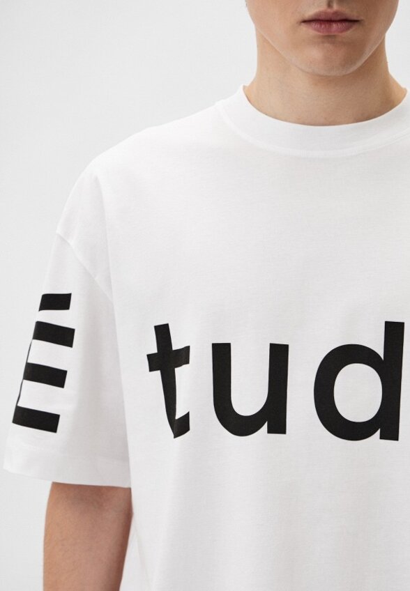 Футболка Etudes