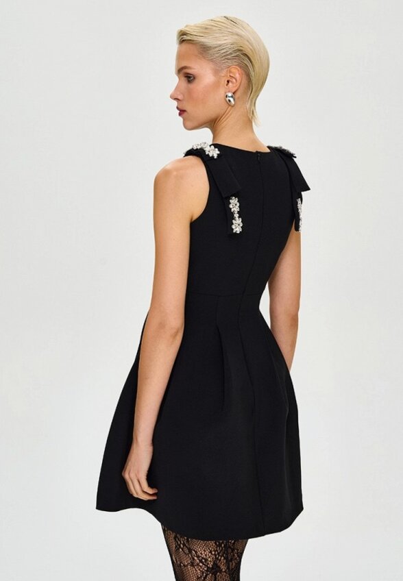 Платье Miss Chic