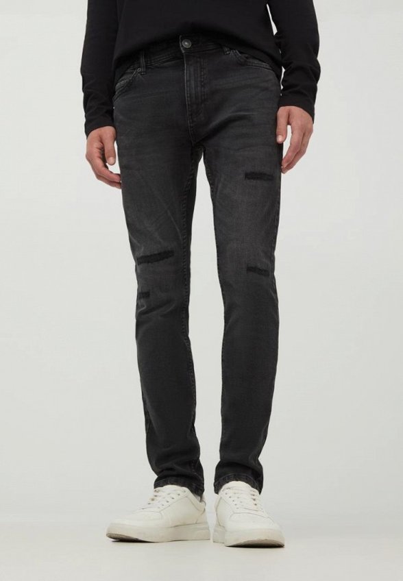 Джинсы Terranova