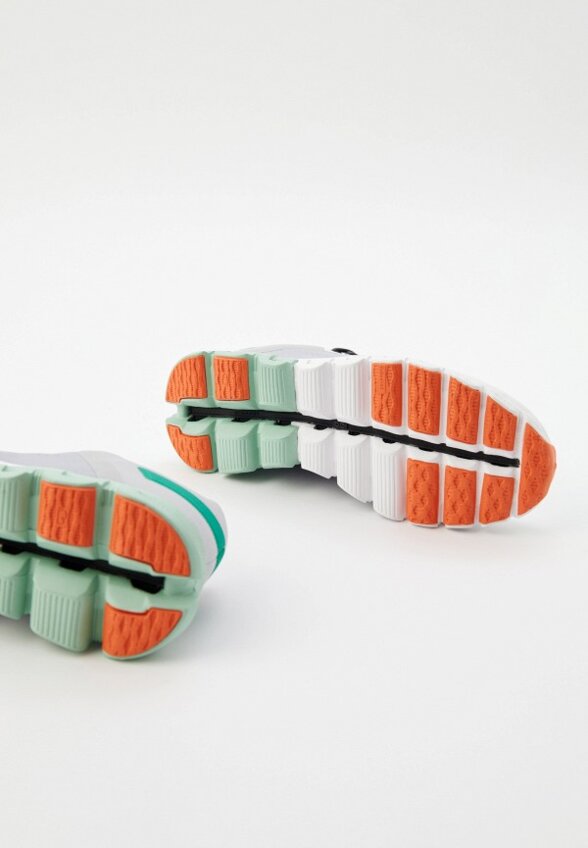 Кроссовки On