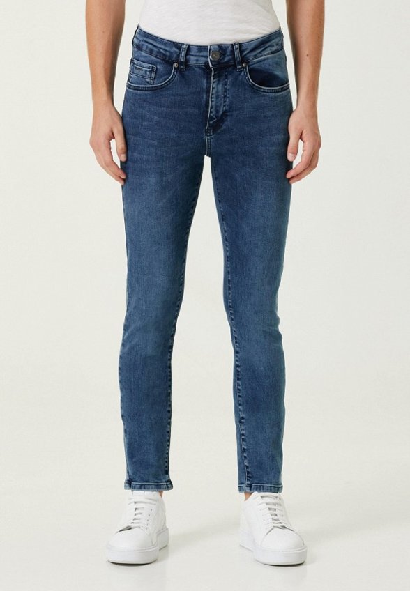 Джинсы Club