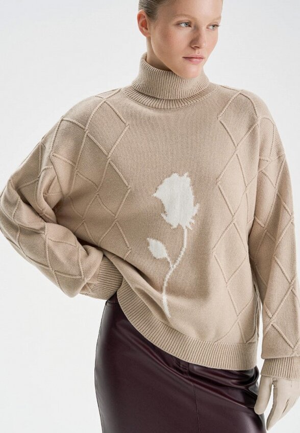 Свитер To Be Blossom