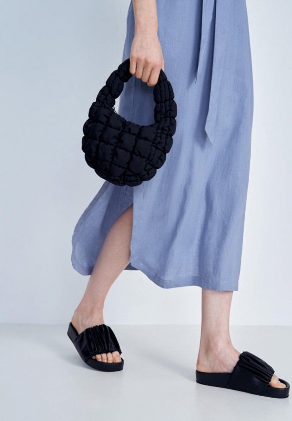 Платье Finn Flare