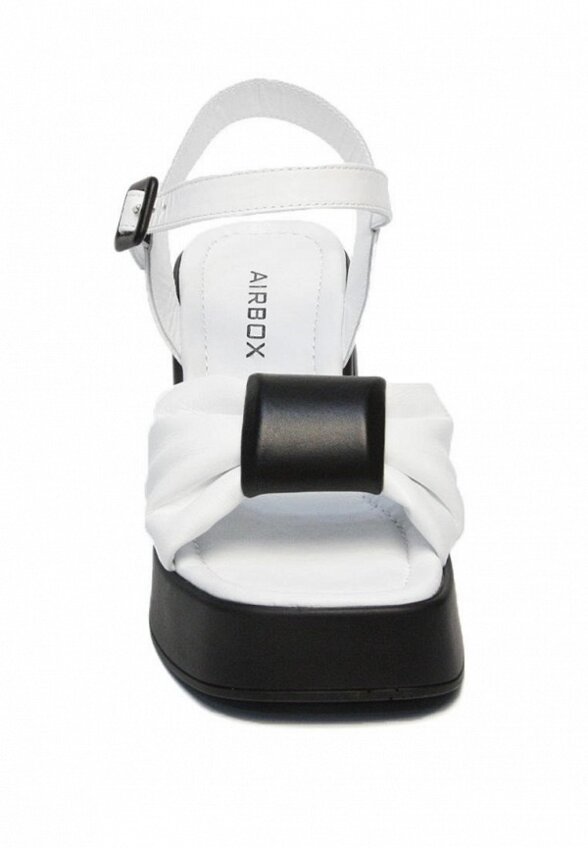 Босоножки Airbox