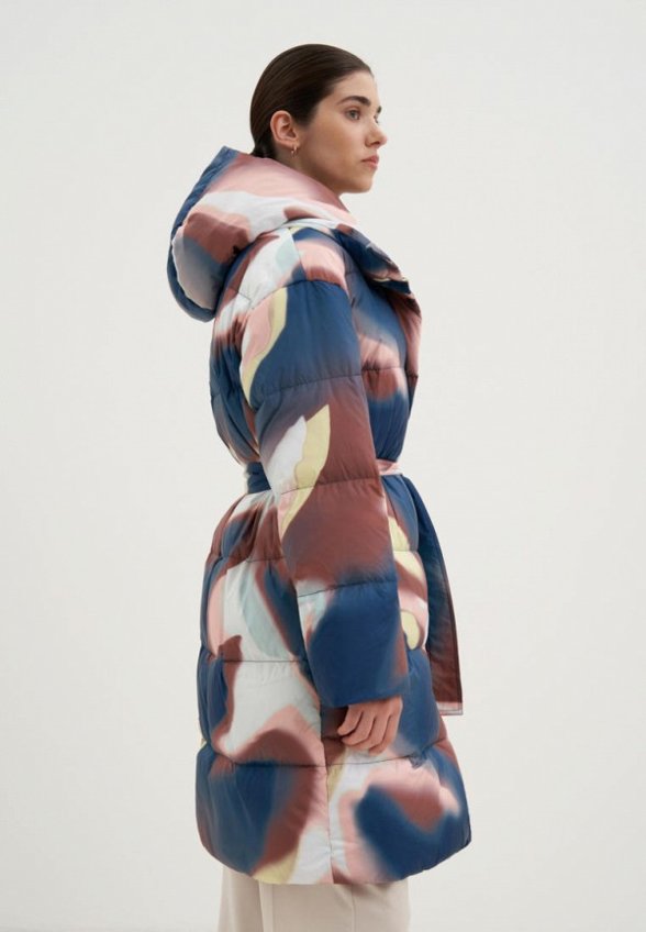 Пуховик Finn Flare