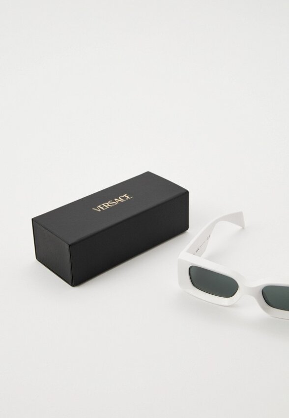 Очки солнцезащитные Versace