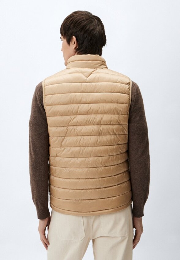 Жилет утепленный Guess Jeans