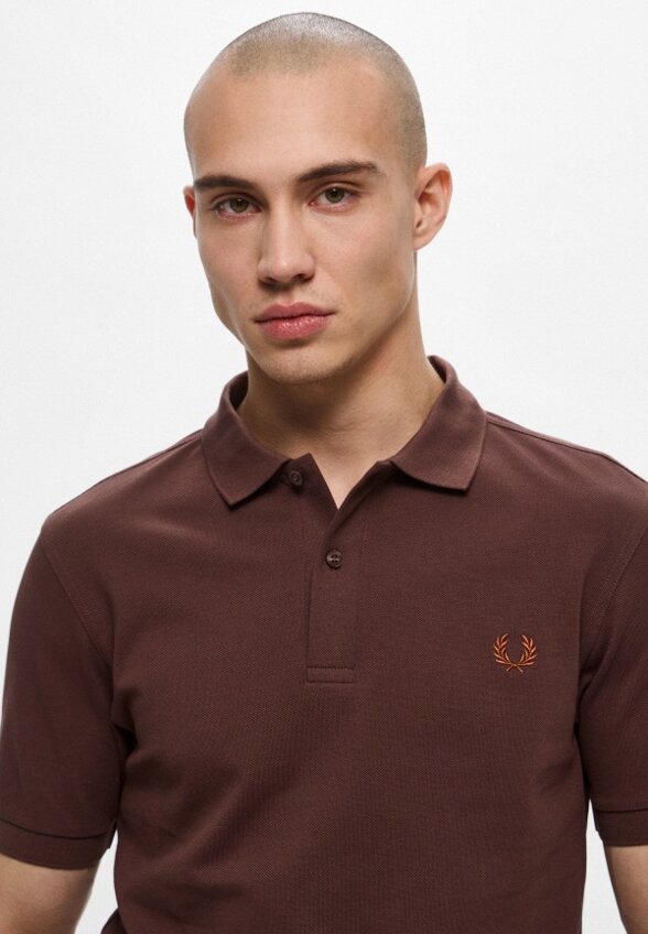 Поло Fred Perry