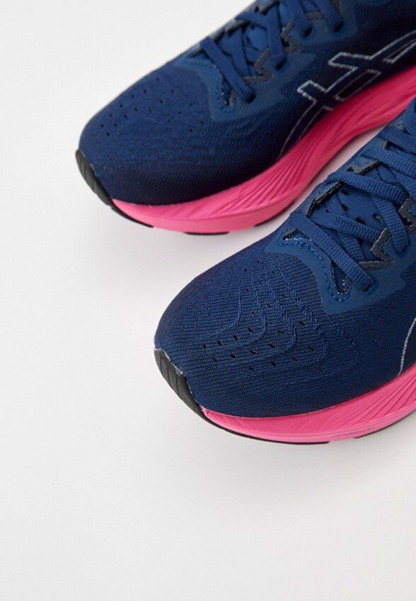 Кроссовки ASICS