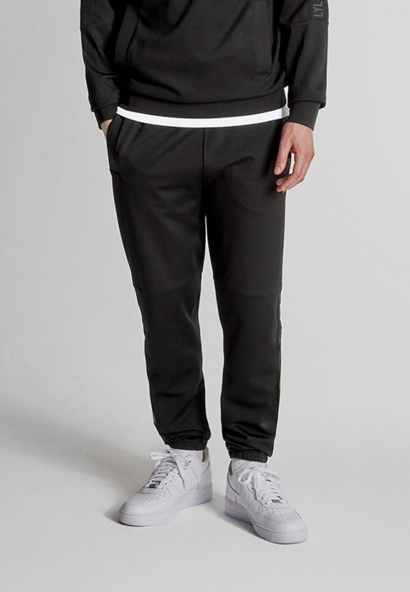 Брюки спортивные Lyle & Scott