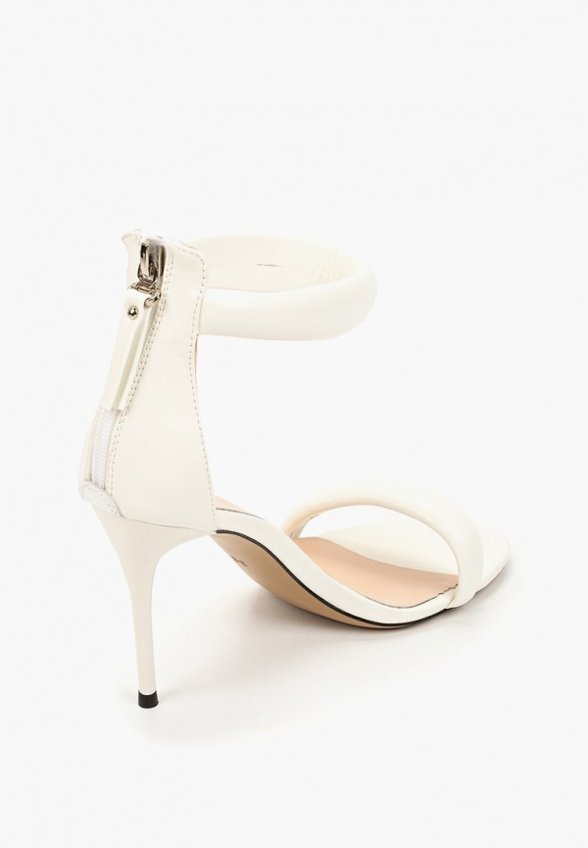 Босоножки Zumita