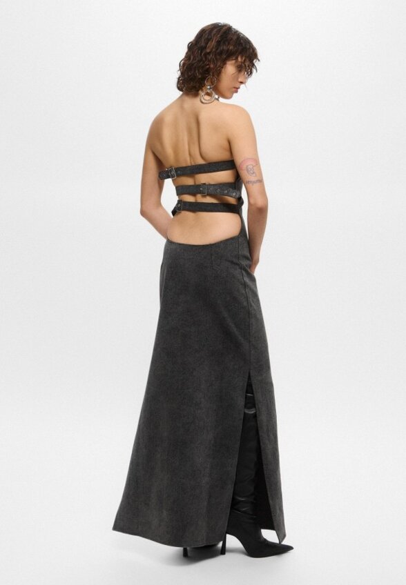 Платье Berhasm