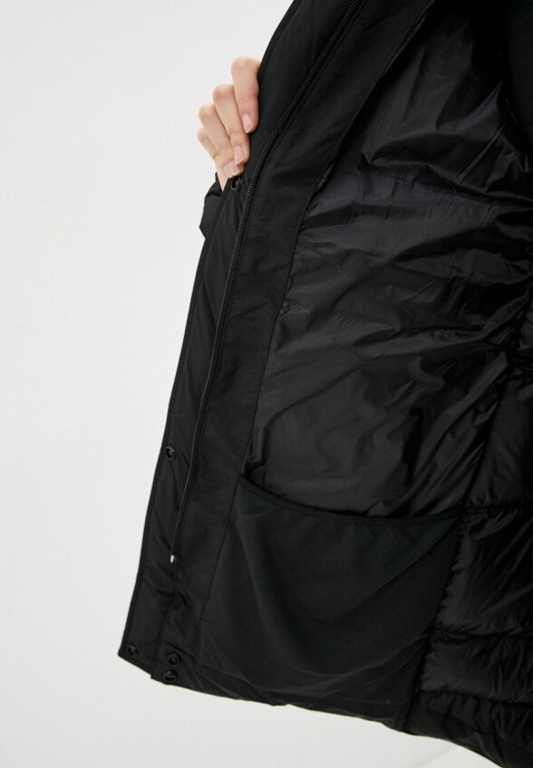 Пуховик Helly Hansen