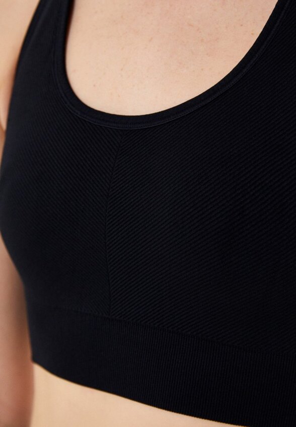 Топ спортивный Nux