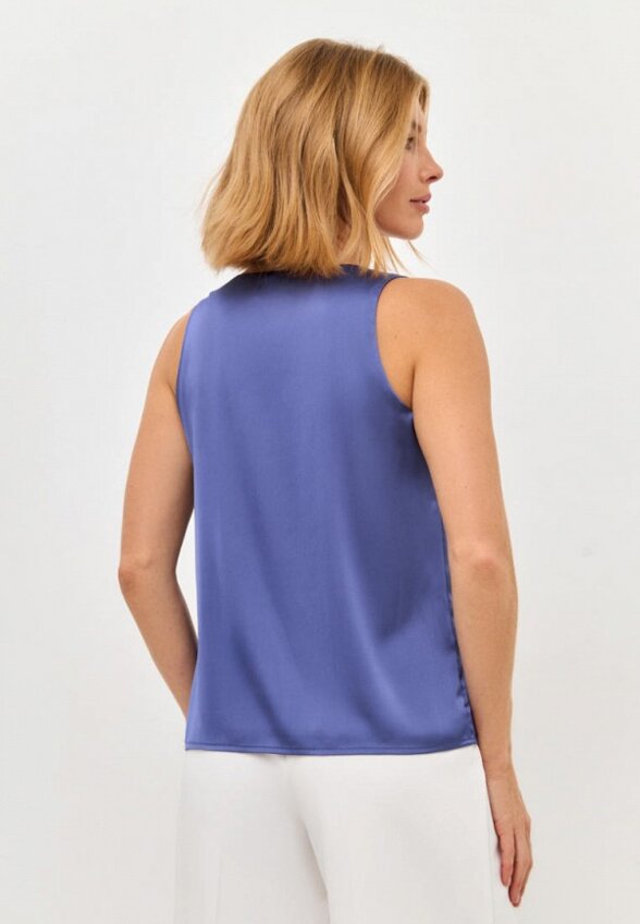 Топ Gabriel and Ester London