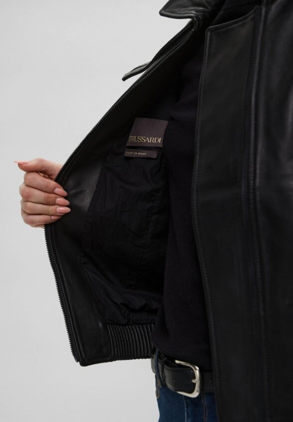 Куртка кожаная Trussardi
