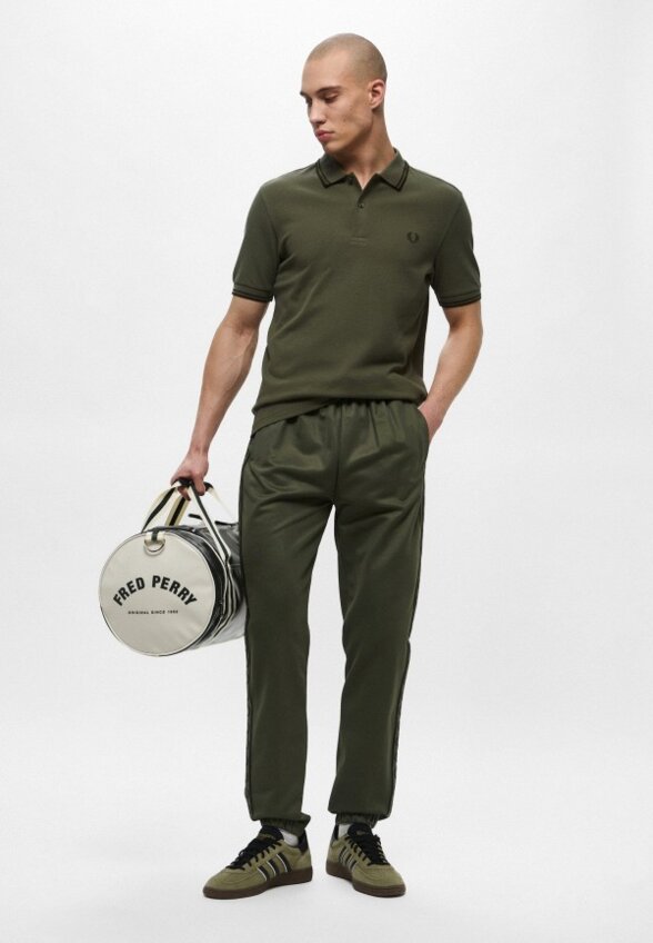 Брюки спортивные Fred Perry