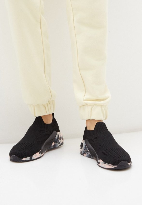 Кроссовки Abricot