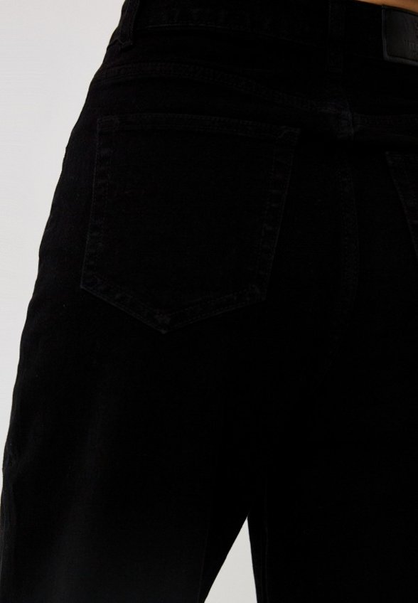 Джинсы Vitacci