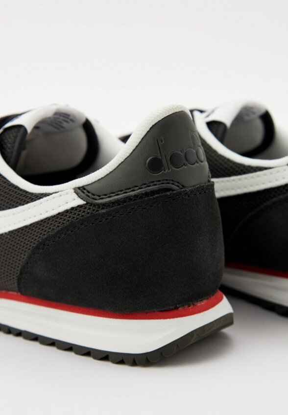 Кроссовки Diadora