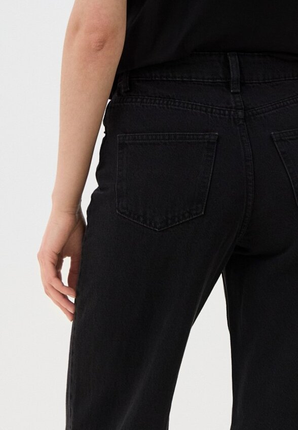 Джинсы Terranova