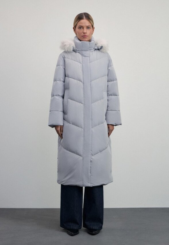 Пуховик Zarina