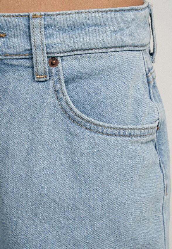 Джинсы Твое