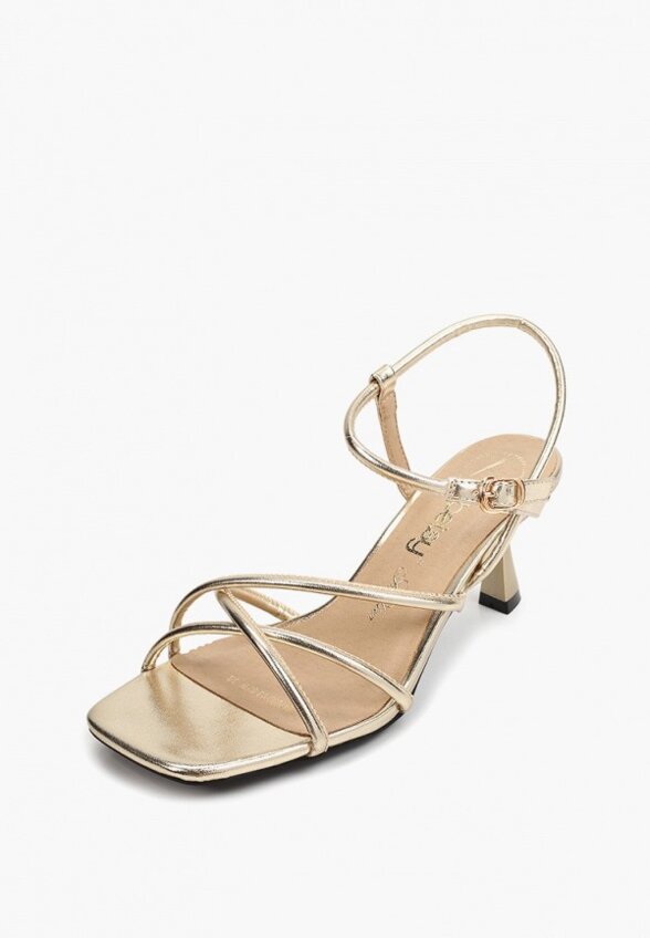 Босоножки Betsy