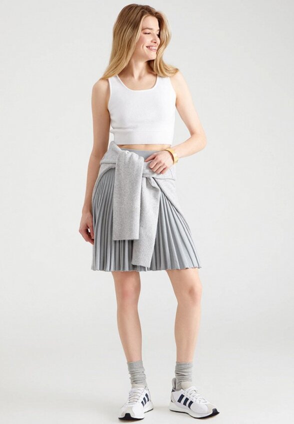 Топ To Be Blossom