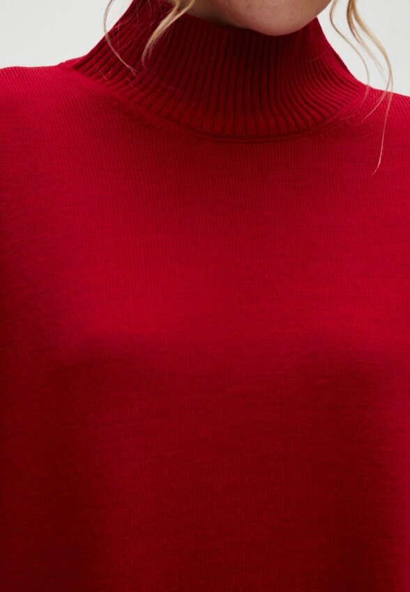 Свитер SashaOstrov