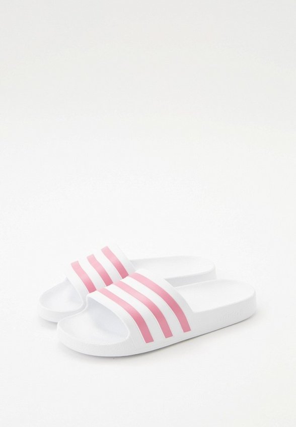 Сланцы adidas