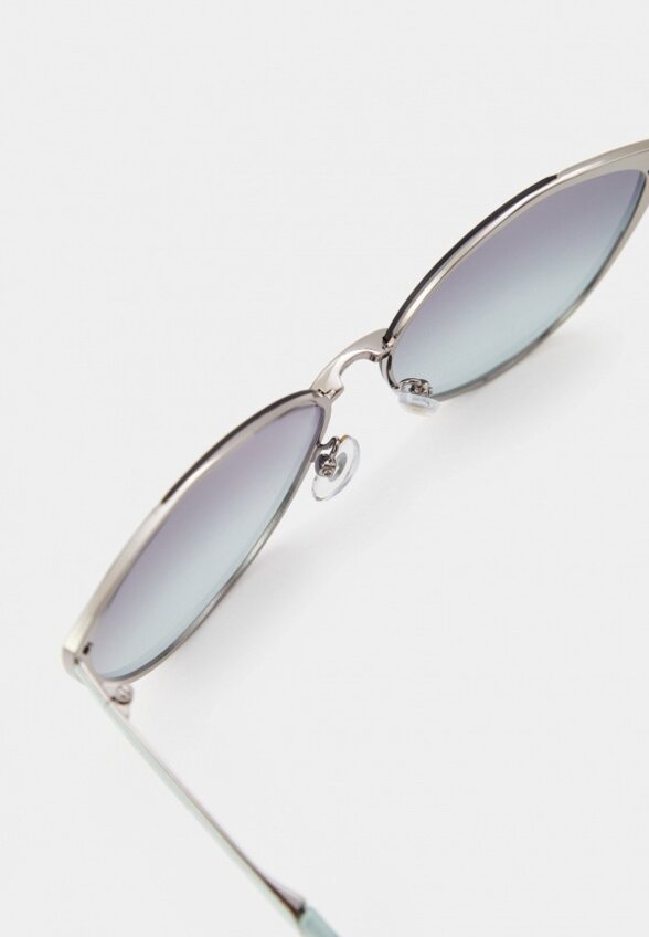 Очки солнцезащитные Katrin Jones