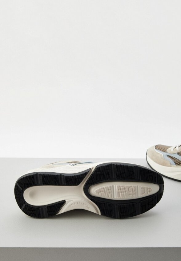 Кроссовки Voile Blanche