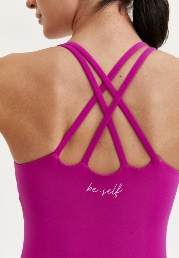 Топ спортивный Beself